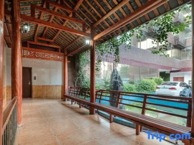 Hecheng Garden Hotel