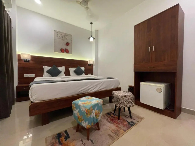 RJ-14 Guest House