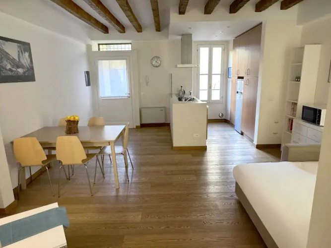 1-bed Flat Near The Duomo