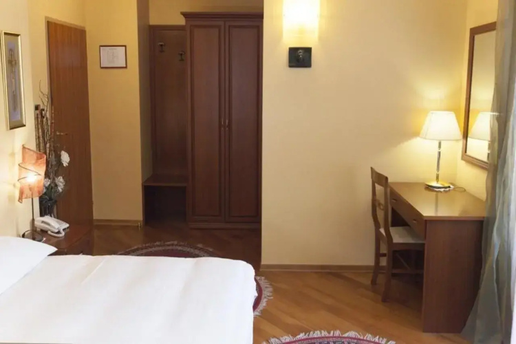 PLR Accommodation