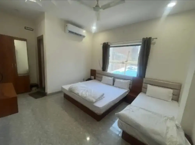 Goroomgo Garima Ujjain