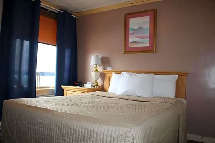 Economy room