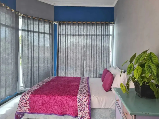 Omah Beji dekat BNS