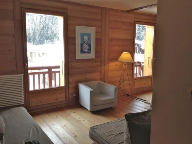3 Bedrooms Apartment