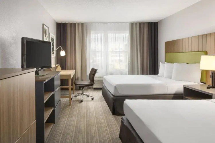 Standard Quadruple room