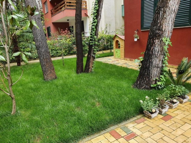 2 Bedrooms Cottage