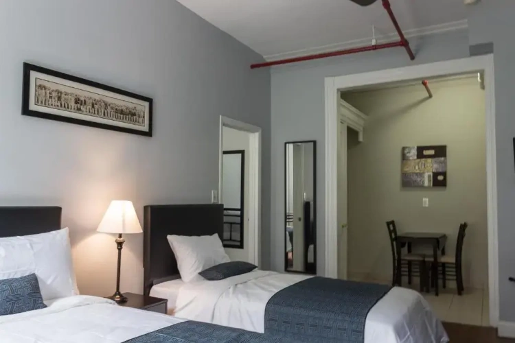 Triple room