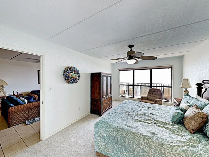 2BR Embassy #404 - 2 Br Condo