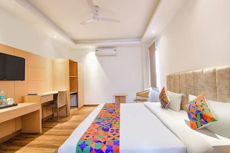 Fabhotel The Prime Land