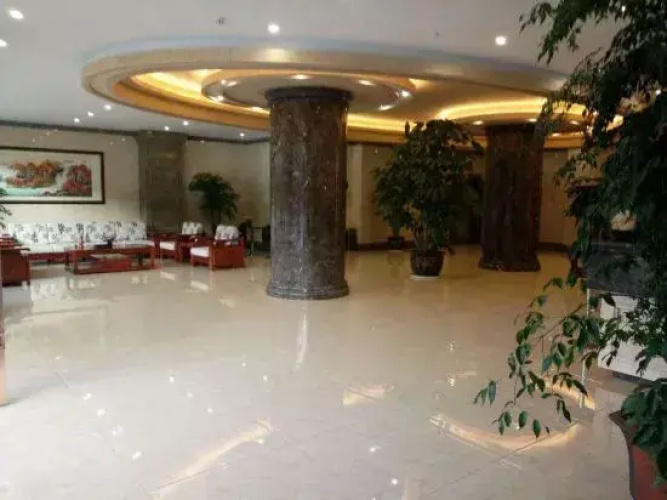 Wenshan Yijia Hotel
