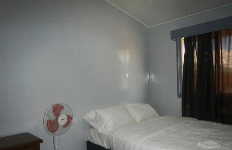 Hotel Phoenix