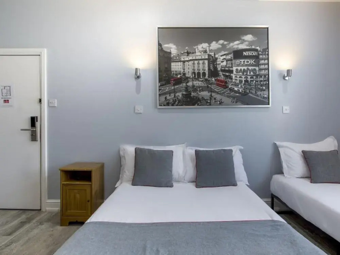 Oyo Sino Hotel