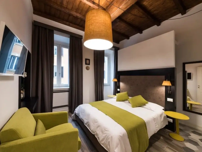 3 Bedrooms Apartment
