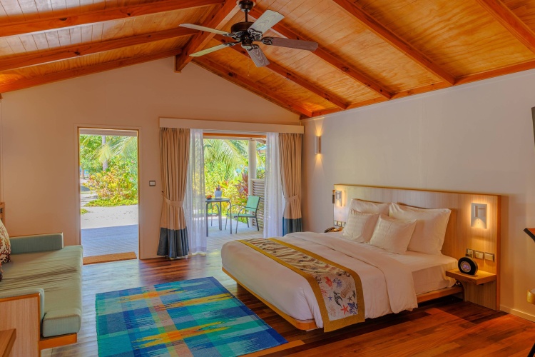 Meeru Island Resort And Spa photo 9