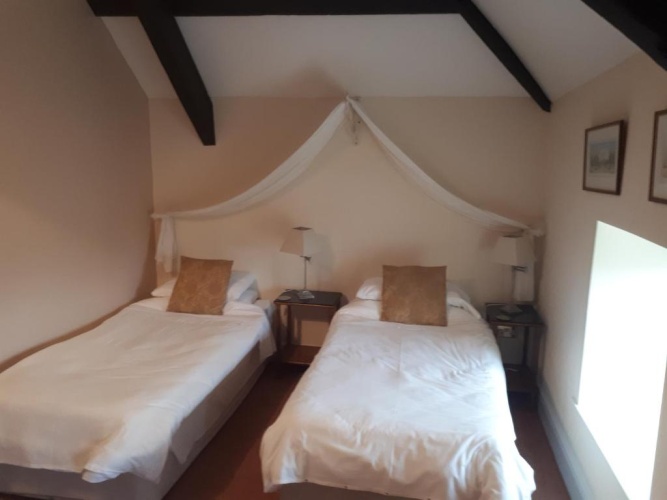 Superior Twin room