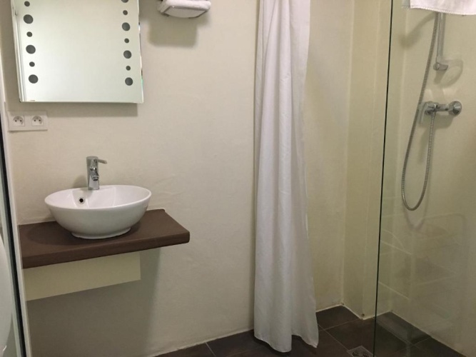 1 Bedroom Apartment with balcony and with sea view