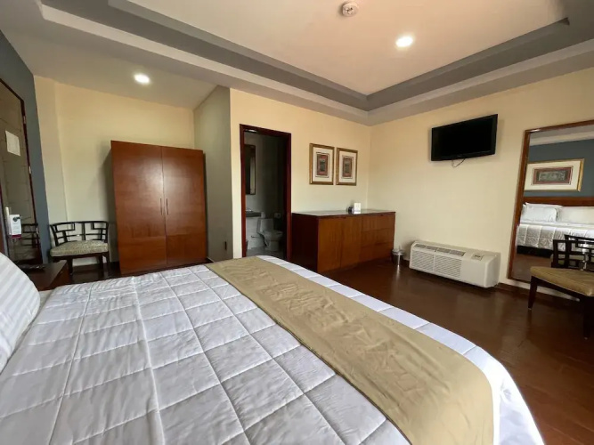 Hotel Uttsa Inn