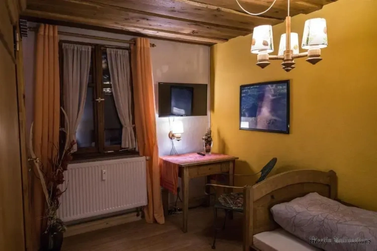 Standard Single room