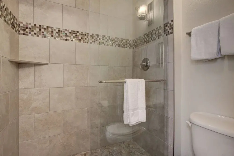 1638 Quicksilver - 3 Br Condo