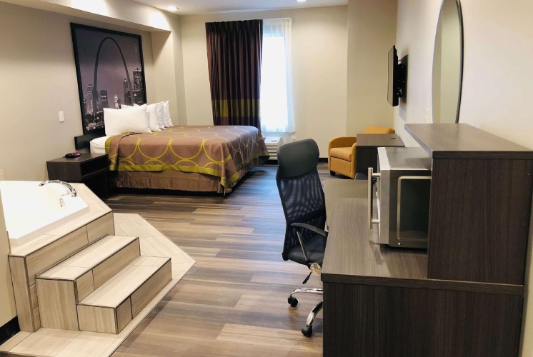 Deluxe Double Suite