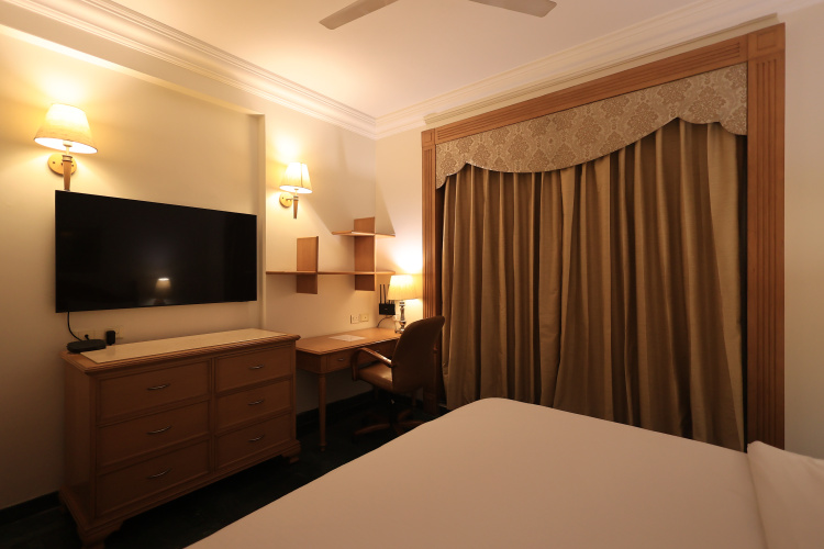 Savoy Suites Noida