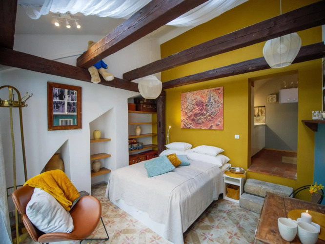 Romantic nest under Prague Castle