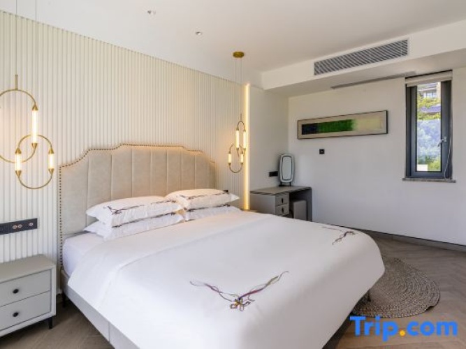 Deluxe Double Suite with sea view