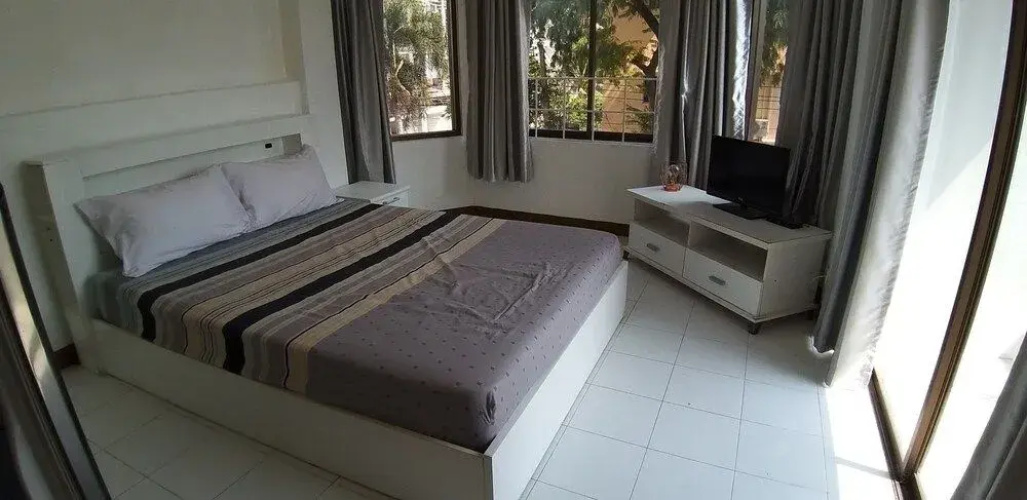Oyo 648 Ake Apartment