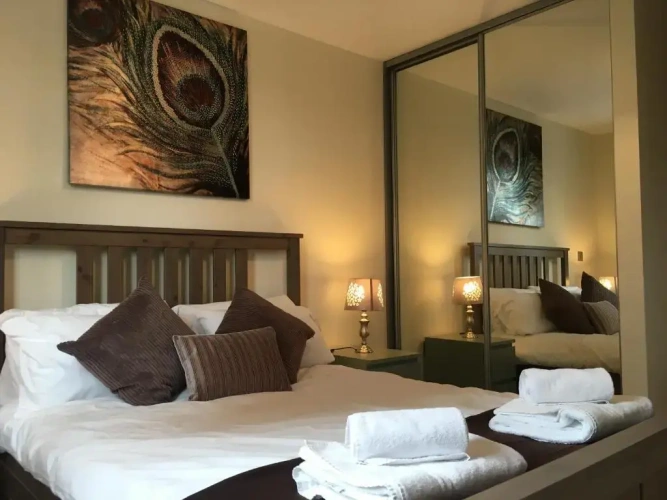2 Bedrooms Double Apartment