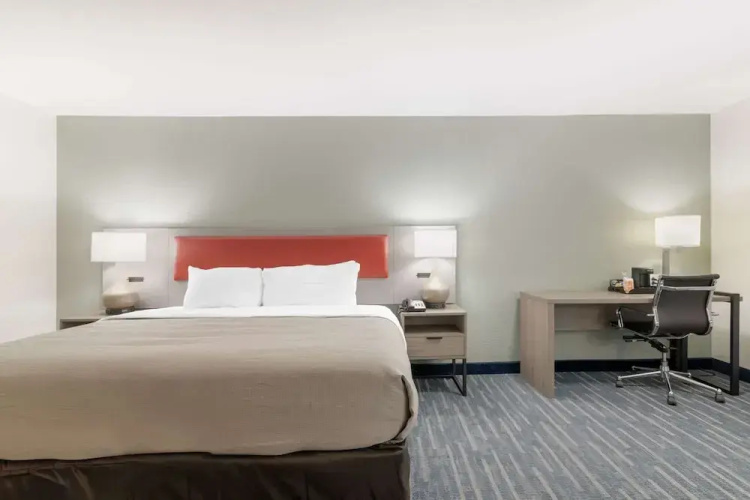 Quality Inn