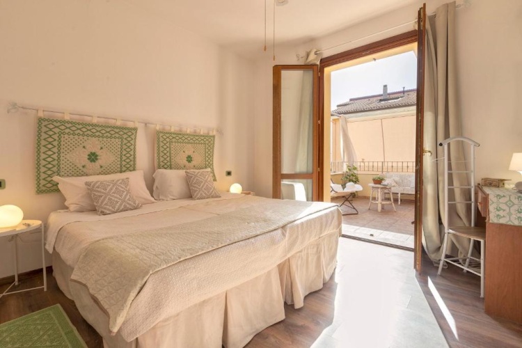 Deluxe Double room with garden view