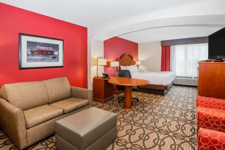 Deluxe Double Suite