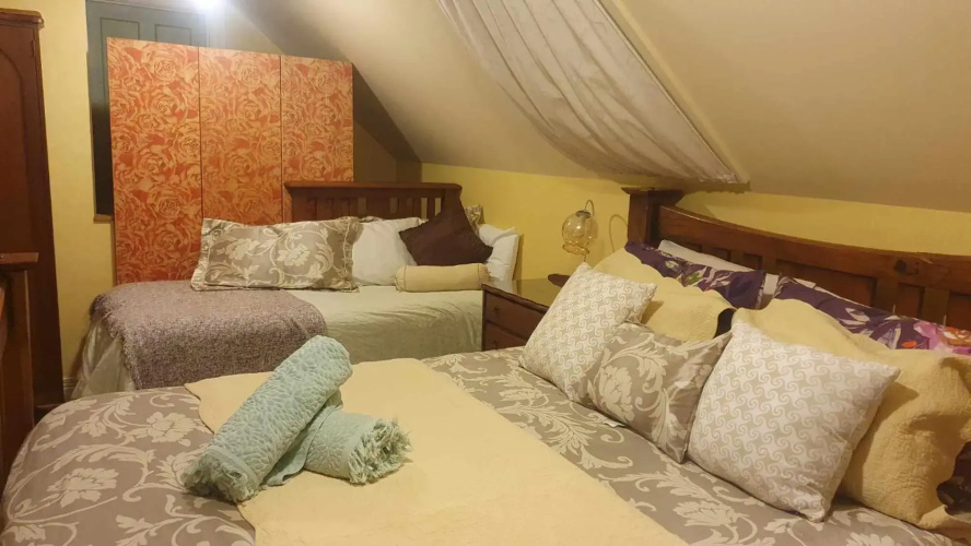 Century House B & B flatlette