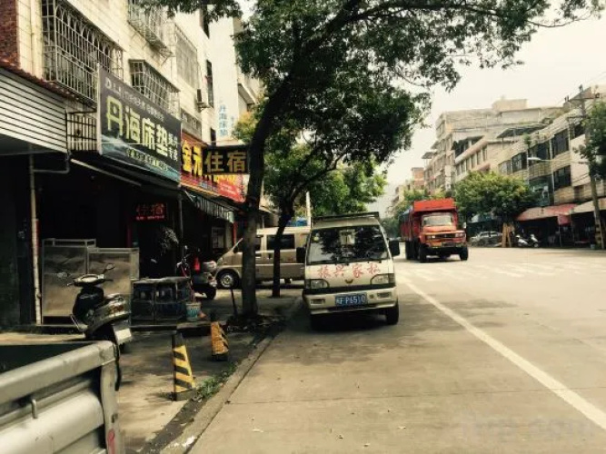 Longyan Jinyuan Hotel