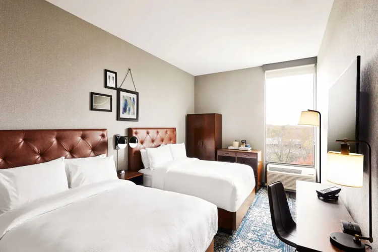 Four Points by Sheraton Chicago Westchester/Oak Brook