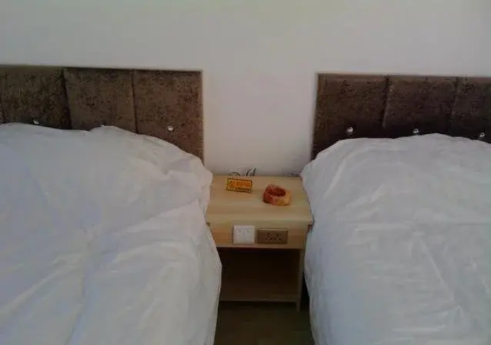 Baolong Hotel