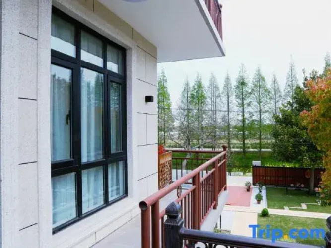 Yunshe B & B