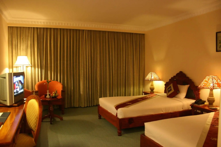 Majestic Oriental Hotel