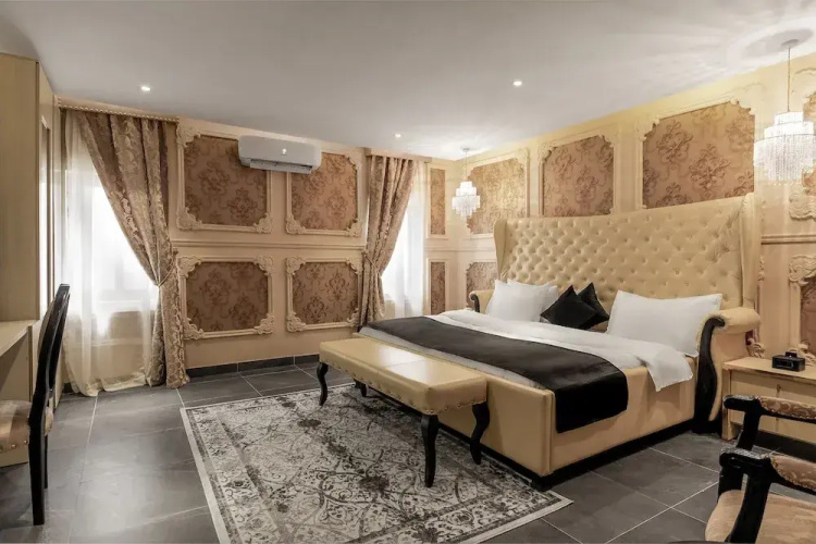 Villa Monument Hotel