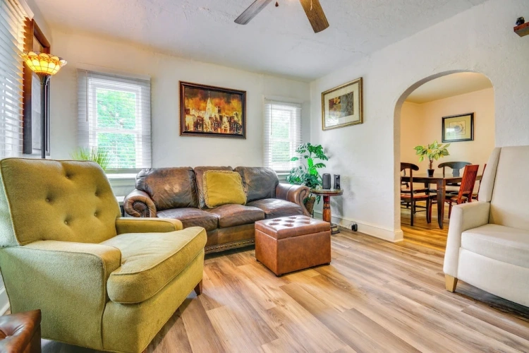 2 Bedrooms Cottage
