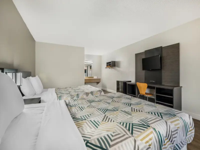 Deluxe Quadruple room