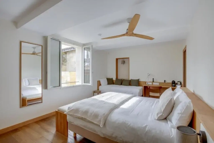 Superior Triple room