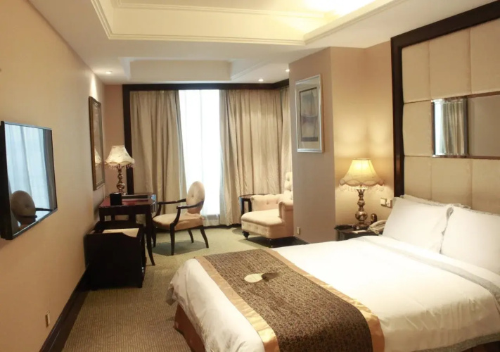 Royal Mediterranean Hotel