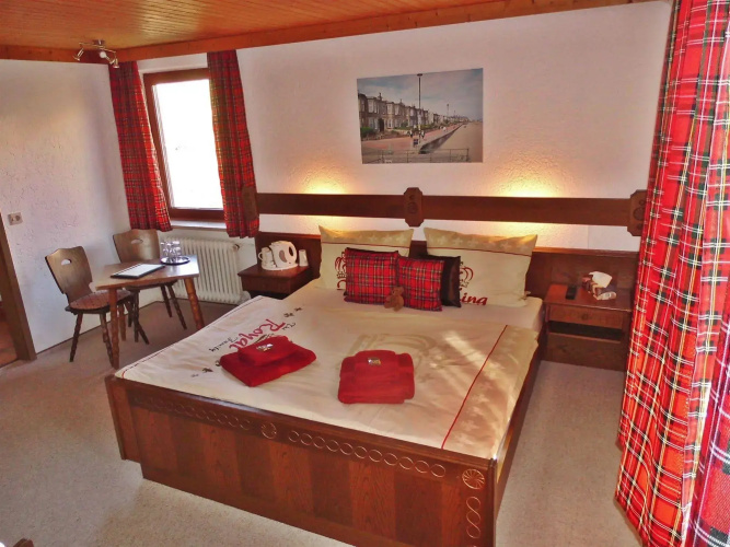 Scottish Highlander Guesthouse