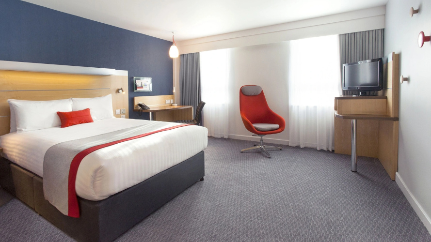 Holiday Inn Express Limehouse photo 17