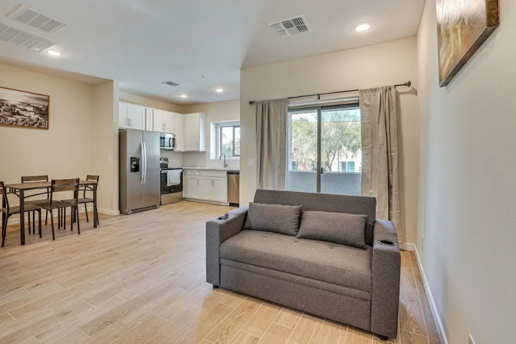 Community Pool & Hiking Trails: Deer Valley Condo