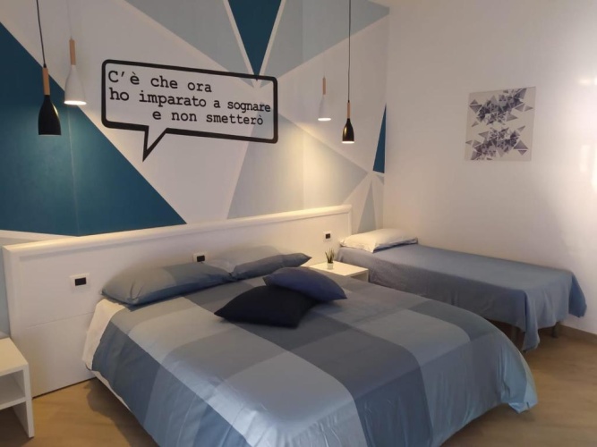 Standard Triple room