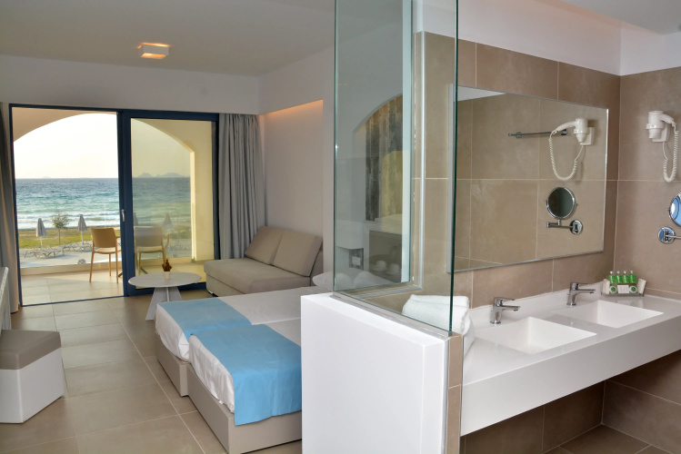 Aeolos Beach Hotel