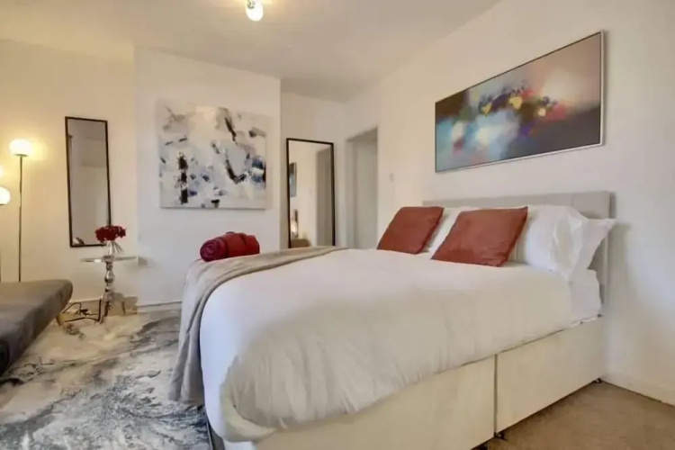 Modern Luxury Cozy Apartment