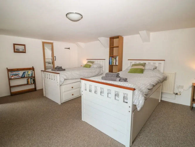Blackadon Farm Cottage